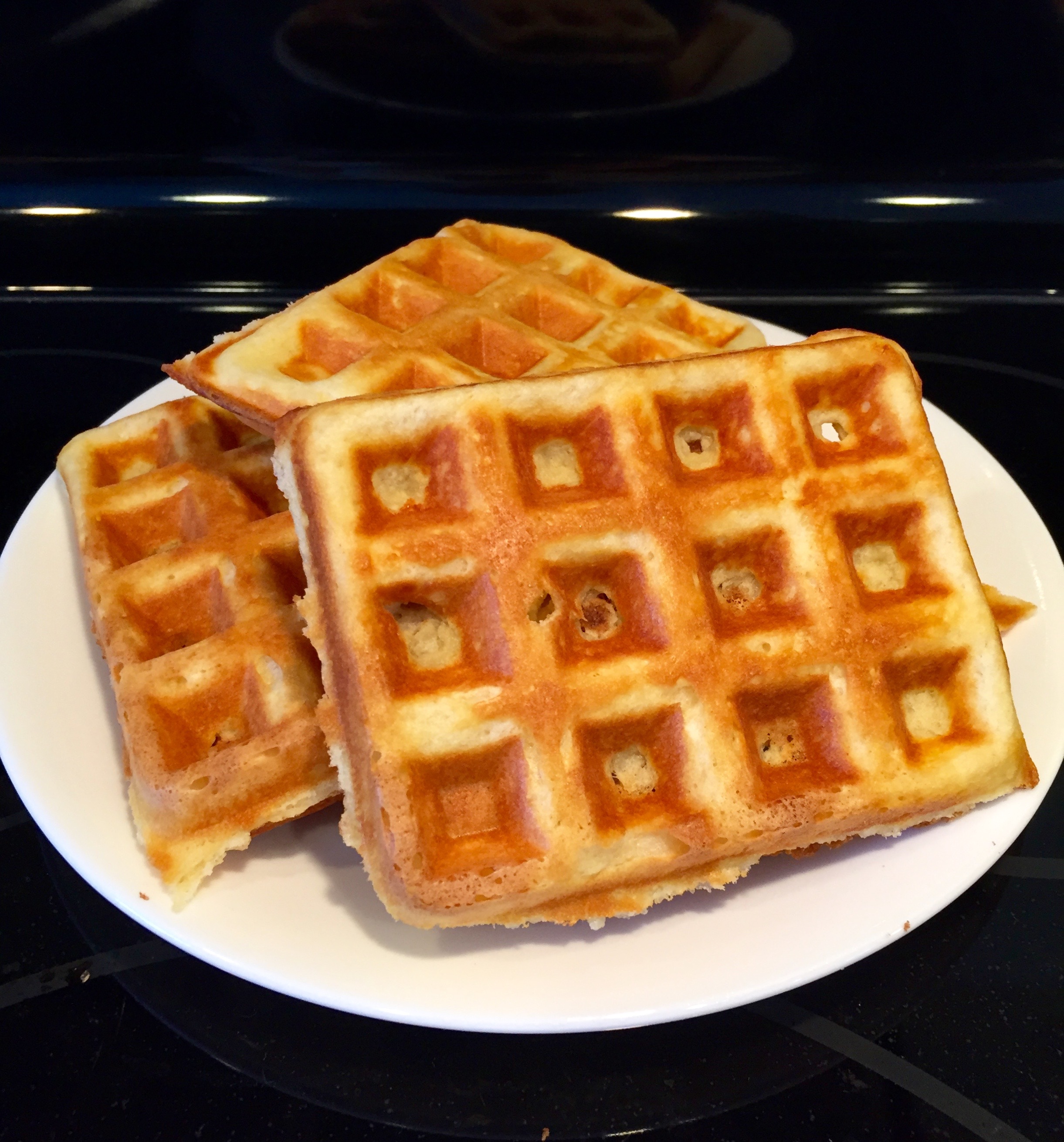 Buttery Waffles – julienne.red