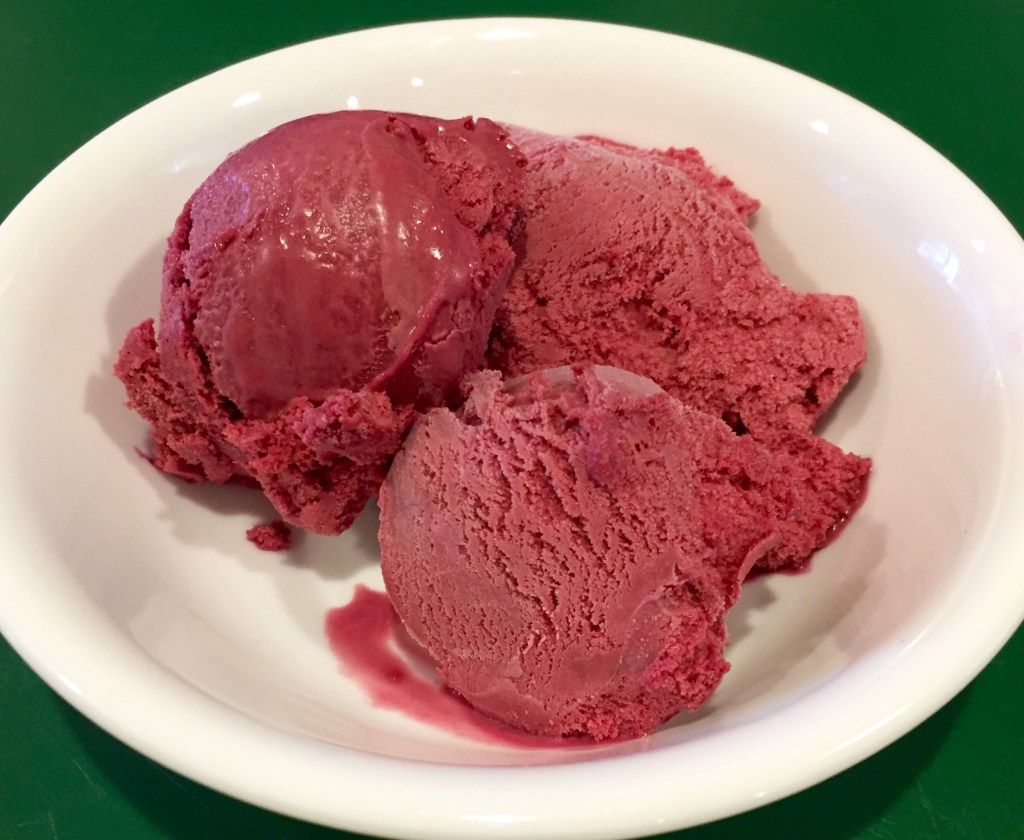 Black Raspberry Frozen Custard – julienne.red